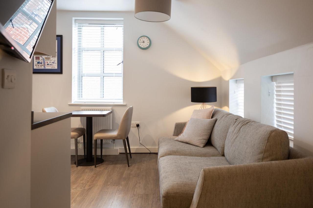 The Falcon Tap Boutique Inn Йорк Экстерьер фото