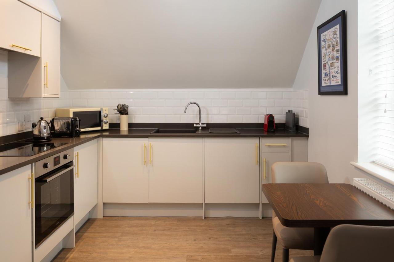 The Falcon Tap Boutique Inn Йорк Экстерьер фото